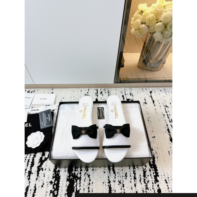 Ch*el slippers